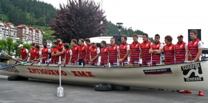 ANTIGUAKO_AMA_TRAINERUAREN-1