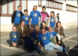 Kirru euskal preso politikoaren koadrilakoak eta senideak.