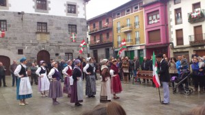 IKURRI_AREN_ALDEKO_JAIA__A