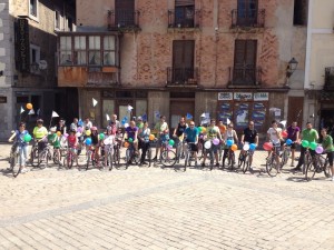 EH Bilduren aldeko bizikleta martxan parte hartu zutenak. 