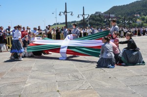 Dantza saioa, plazan