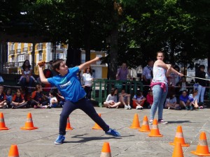 Atleta bat vortex-a botatzen joan den domekako finaletan. Argazkia: Tximista