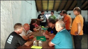 Ispasterko mus eta briska txapelketak.