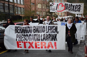 Larriki gaixorik dauden presoak etxeratzeko manifestazioa, Ondarroan