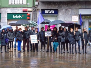 Potxuak Martxanek egindako Women in Black ekintza. Argazkia: Potxuak Martxan