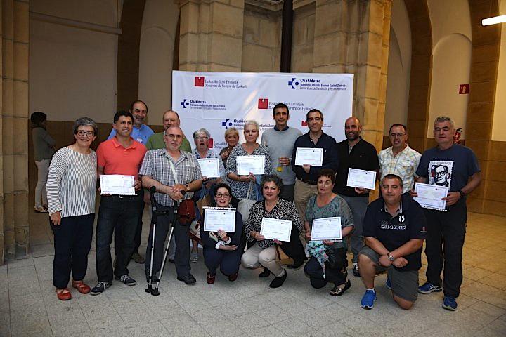 Lea-Artibai eta Busturialdeko odol emaile batzuk, diplomagaz.