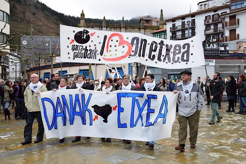 Larriki gaixo dauden presoen aldeko manifestazioa, Ondarroan