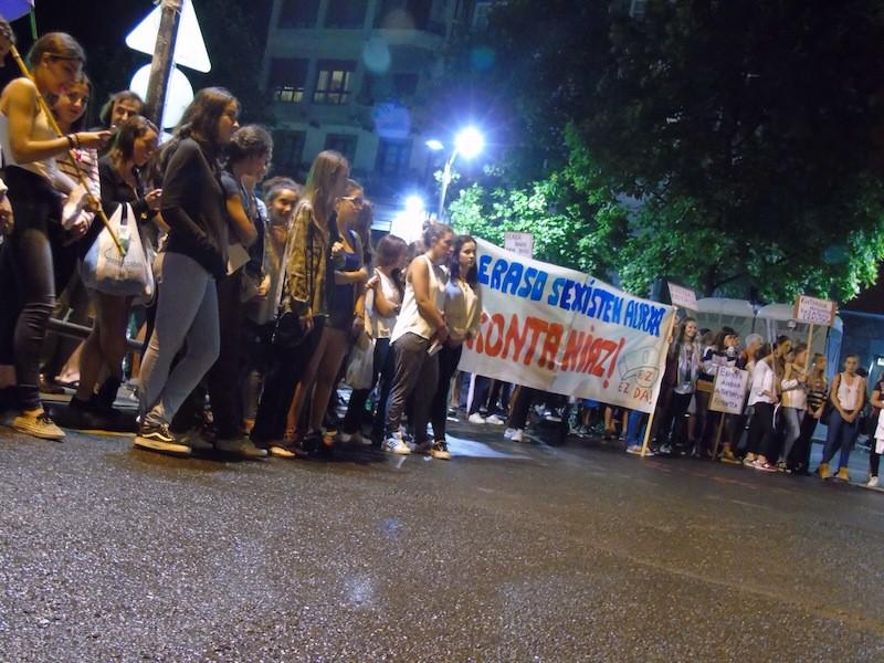 Eraso sexisten aurka Lekeition egindako manifestazioa. Argazkia: Potxuak Martxan