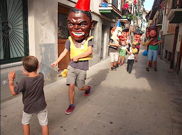 Buruhandiak Ondarroako Alde Zaharrean