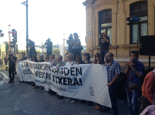 Preso gaixoak etxeratzeko eskatzeko manifestazioa, Donostian