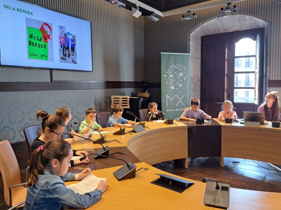 Eskola Agenda 2030 udal foroa.