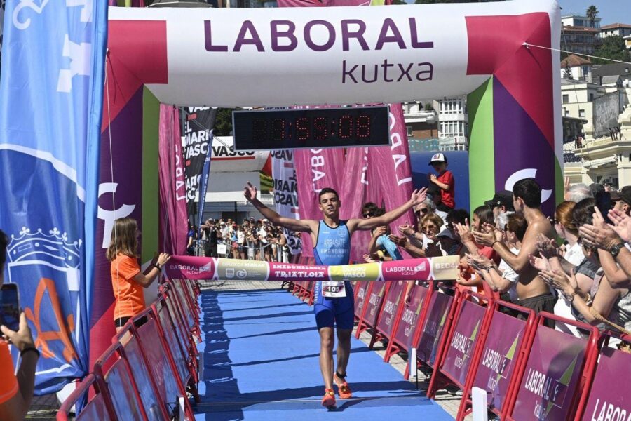 Mikel Arrasate Donostin garaile