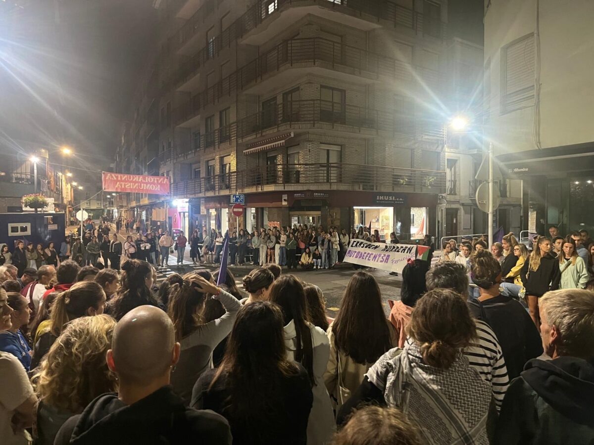 Erasoen aurkako manifestazioa, San Antolin jaien atarian.