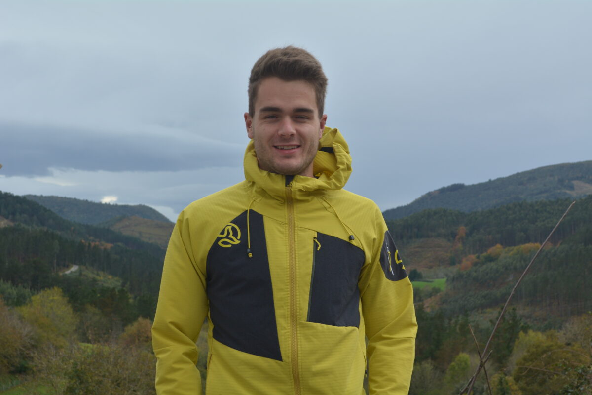 Josu Juaristi Urrutibeaskoa mendik korrikalaria (Amoroto, 2001)