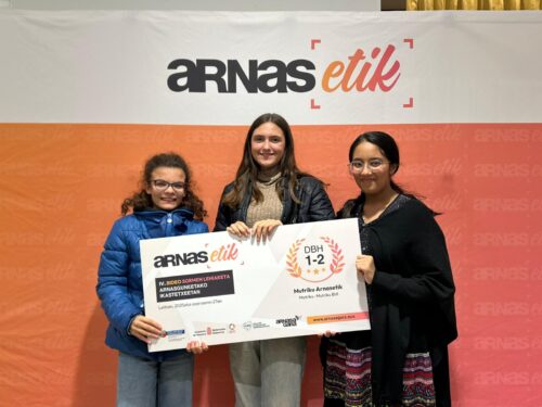 Mutrikuko eskolako ikasleak