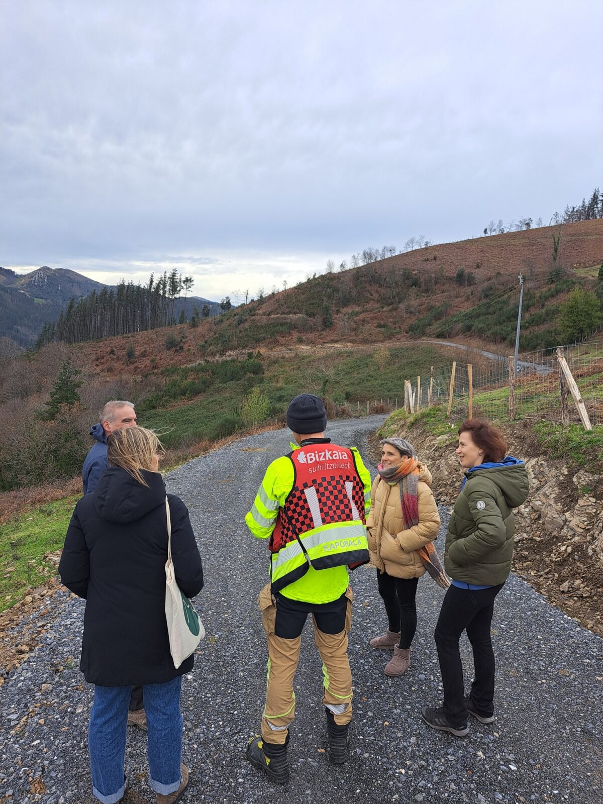 Zulueta-Elkor bide historikoa berreskuratu du Markina-Xemeingo Udalak