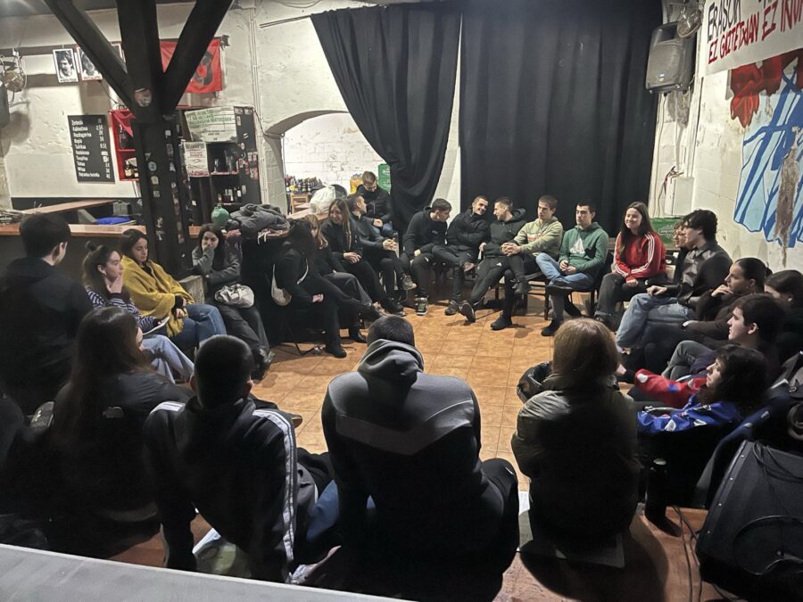 Urtarrilaren 31n mobilizatzeko egitasmoak Lea-Artibai eta Mutrikuko GKSren eskutik.