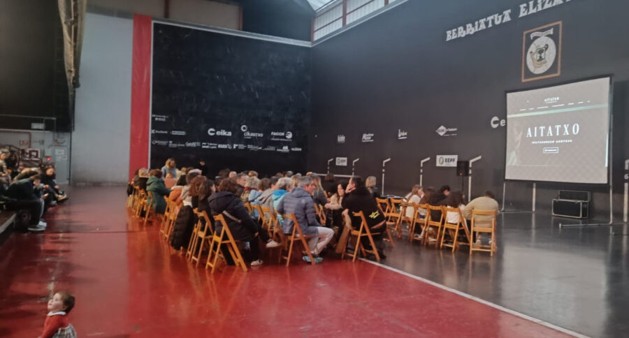 'Aitatxo' dokumentalaren proiekzioa Berriatuan