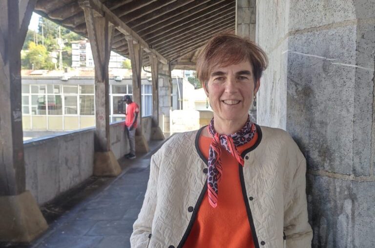 Emakumeak lerroburura