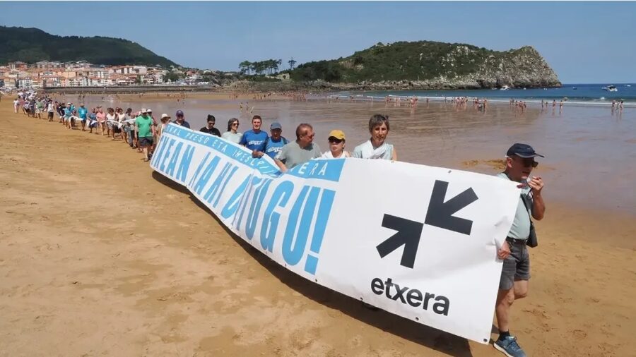 Euskal presoen eskubideen aldeko hondartzetako mobilizazioa
