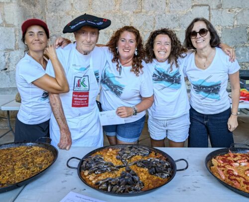 Amak Emongotzu taldeak irabazi du 30. Paella Txapelketa.